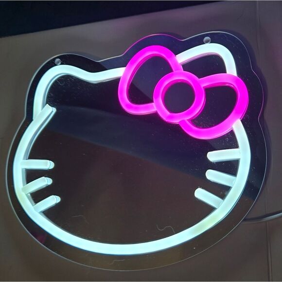 Hello Kitty LED Wall Mirror 9" Small Neon Pink Bow White Cat Face Light Up NEW - Picture 4 of 9